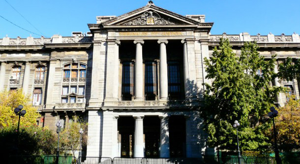 Presidente de la Corte Suprema no está de acuerdo con imprescriptibilidad de delitos sexuales a menores de edad