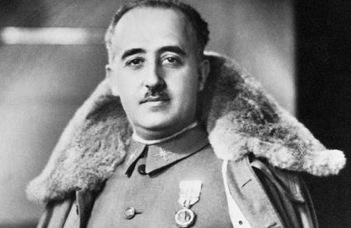 España sacará a Franco del Valle de los caídos, acción del socialista gobernante para desviar atención de la prensa tras críticas a su mandato