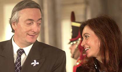 Cristina Fernandez está al descubierto de sus robos y se prepara para ser desaforada y luego destinada a la cárcel por corrupción